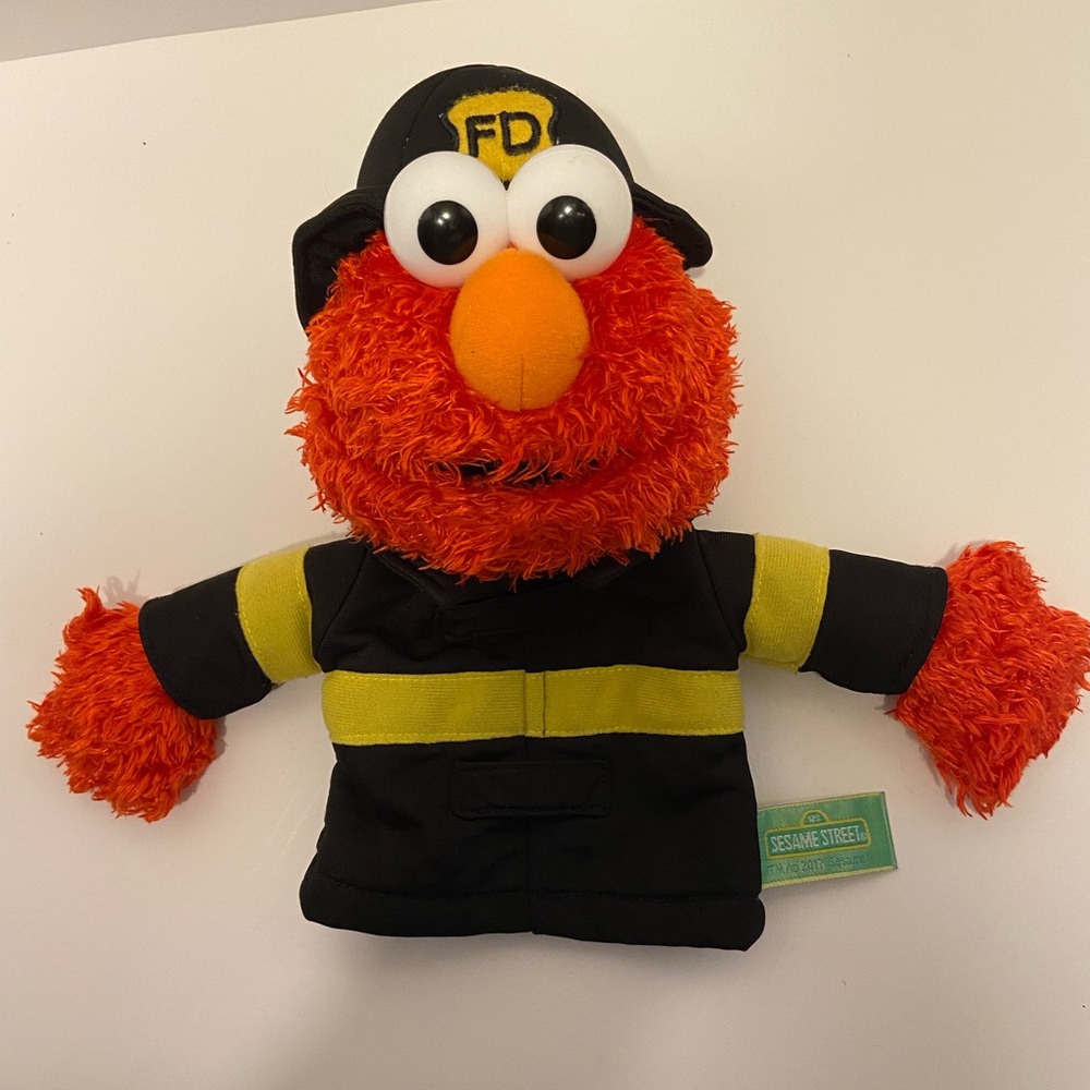 Sesame Street Gund Elmo Fire Fighter Puppet Stuffed Animal 11"